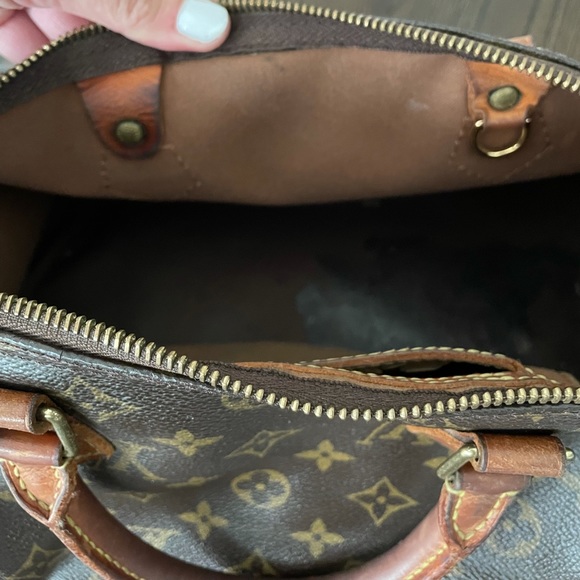 Louis Vuitton SPEEDY 30 - Picture 11 of 13